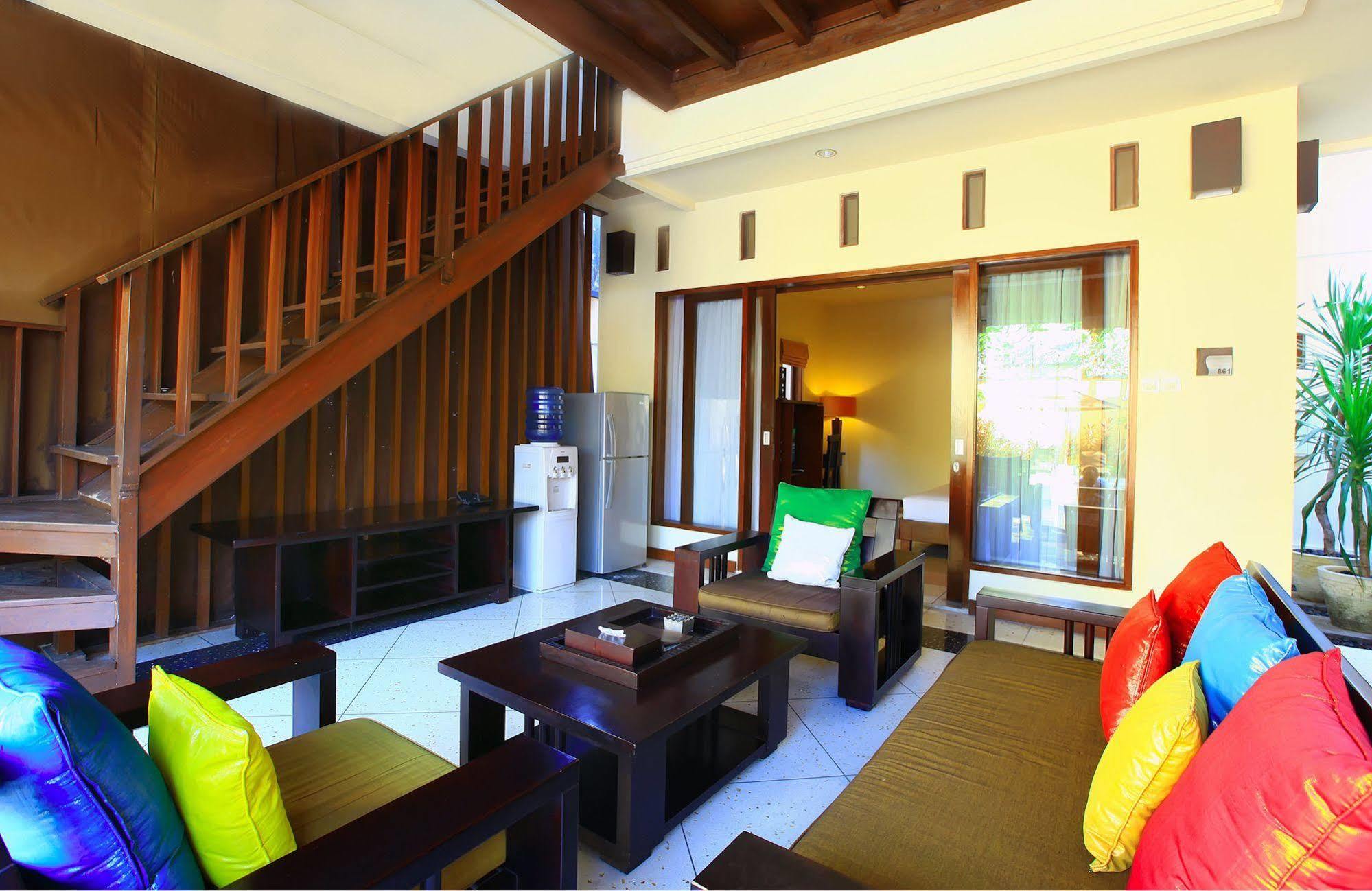 Mutiara Jimbaran Villas Kuta Selatan Bagian luar foto