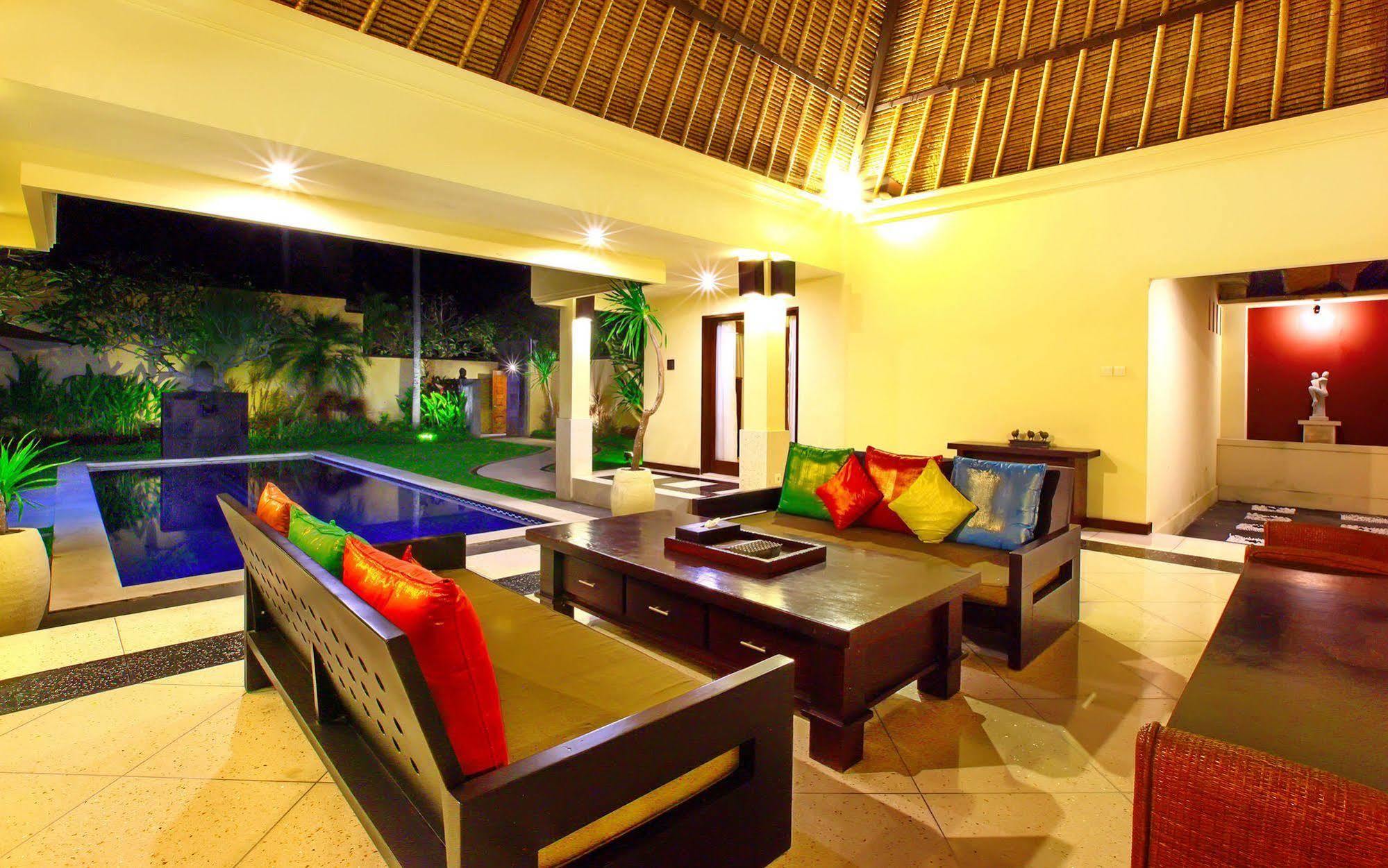 Mutiara Jimbaran Villas Kuta Selatan Bagian luar foto
